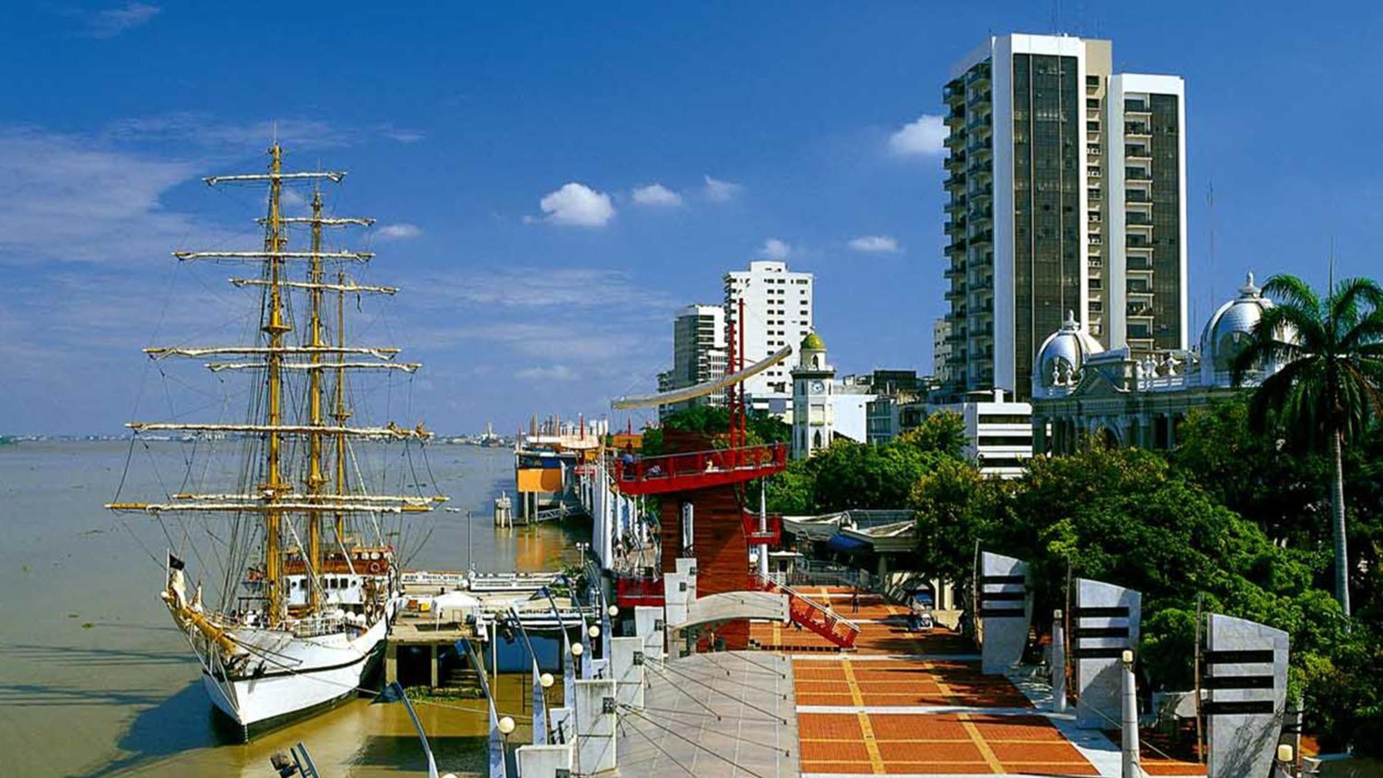 Holiday Inn Guayaquil Airport By Ihg Kültér fotó The Marina